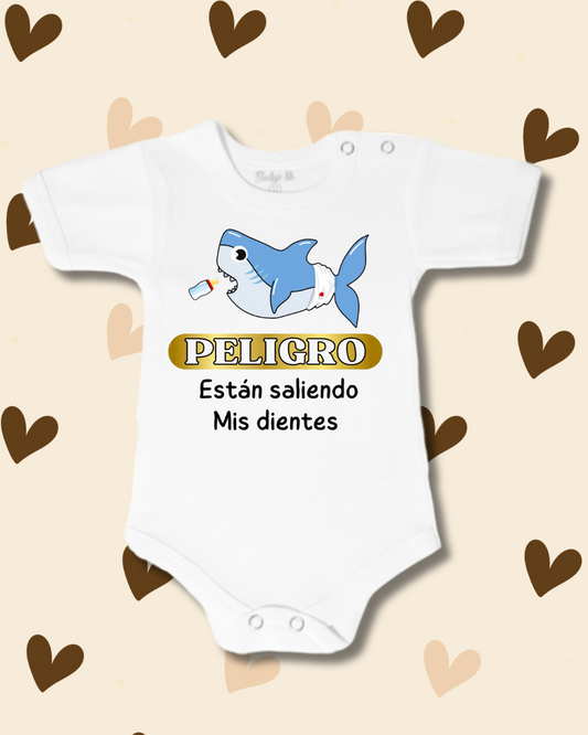 Peligro! Están saliendo mis dientes 🦷🦈