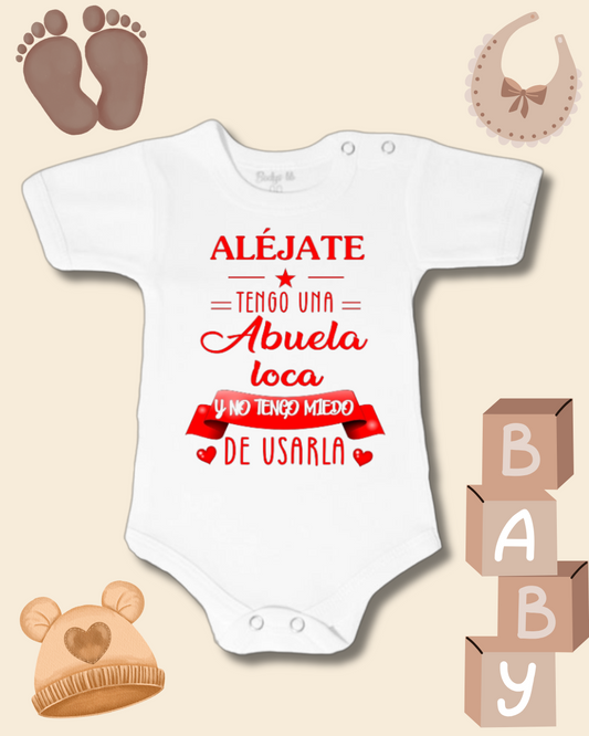 Aléjate tengo una Abuela loca y no tengo miedo de usarla🤪